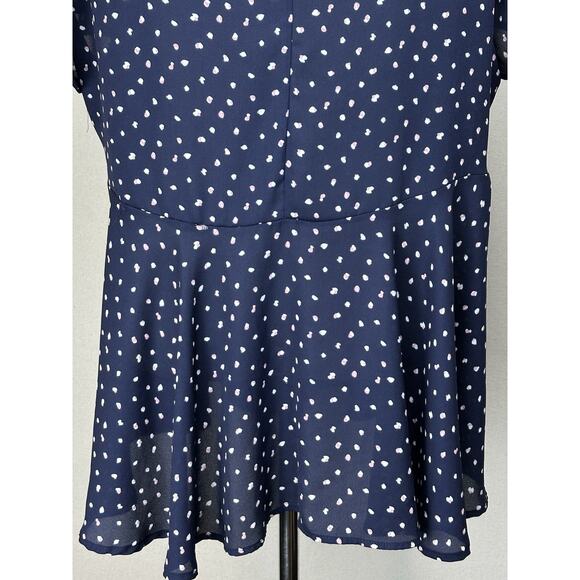 Torrid Women’s Size 2 Navy Blue Blouse w/White & Pink Spots 100% Polyester Flowy - Picture 6 of 13